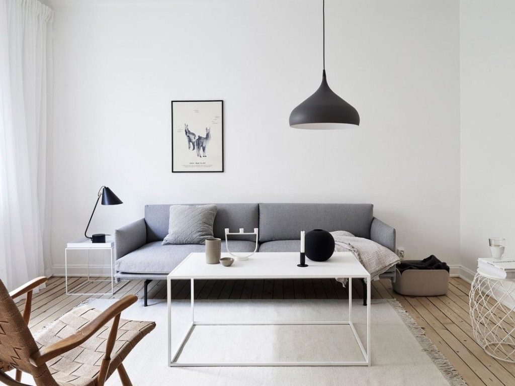decorate the house in a minimalist style